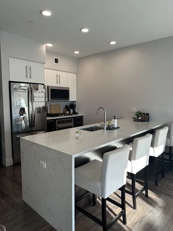 1 bed, 1 bath apartment for rent at 1973 Dorchester Ave Unit 5004, Dorchester — photo 5 of 18