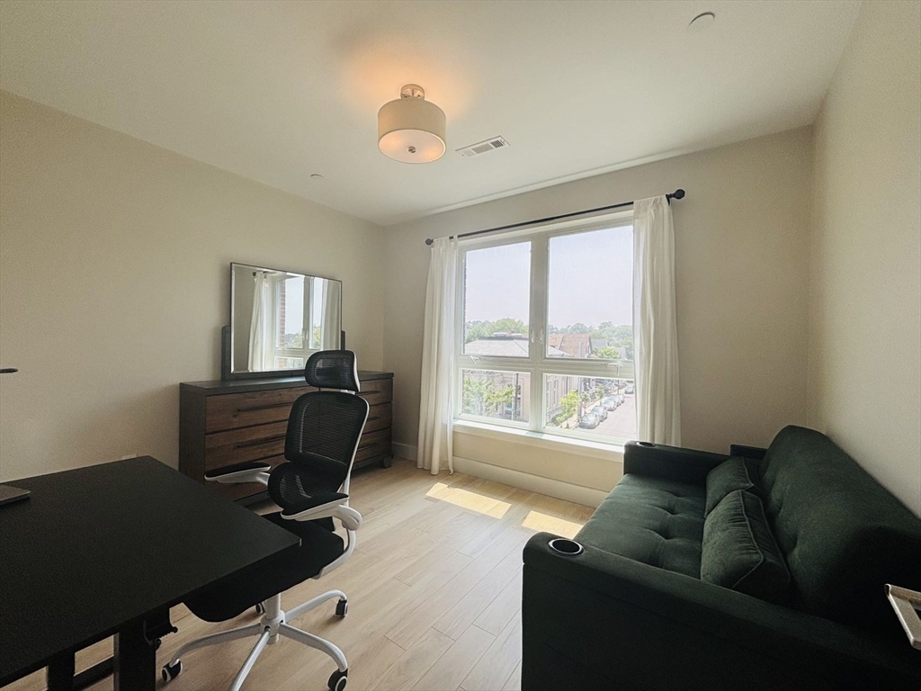 2 bed, 2 bath apartment for rent at 1975 Massachusetts Ave Unit 301, North Cambridge — photo 8 of 19