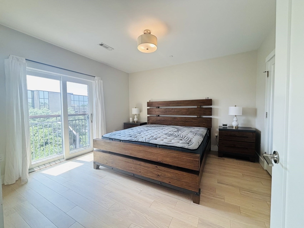 2 bed, 2 bath apartment for rent at 1975 Massachusetts Ave Unit 301, North Cambridge — photo 7 of 19