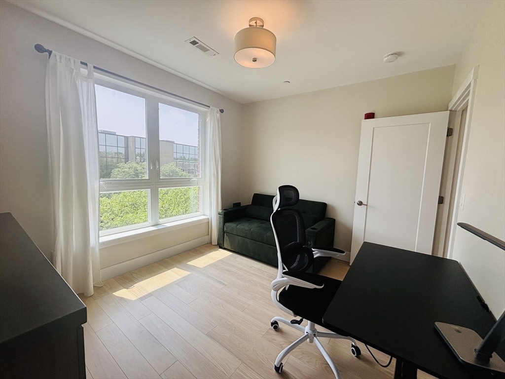 2 bed, 2 bath apartment for rent at 1975 Massachusetts Ave Unit 301, North Cambridge — photo 9 of 19