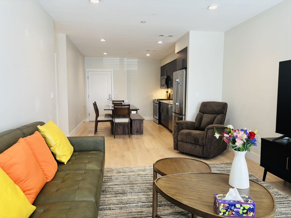 2 bed, 2 bath apartment for rent at 1975 Massachusetts Ave Unit 301, North Cambridge