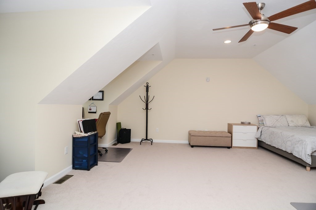 2 bed, 1 bath apartment for rent at 1975 Middlesex St Unit 23, Lowell — photo 17 of 24