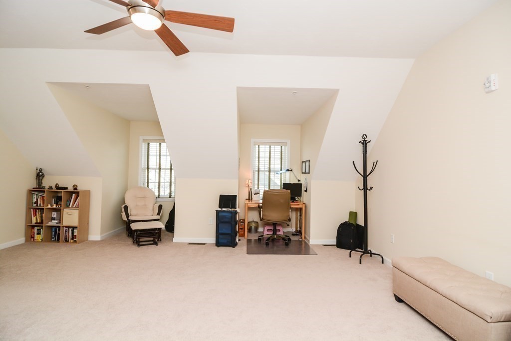 2 bed, 1 bath apartment for rent at 1975 Middlesex St Unit 23, Lowell — photo 20 of 24