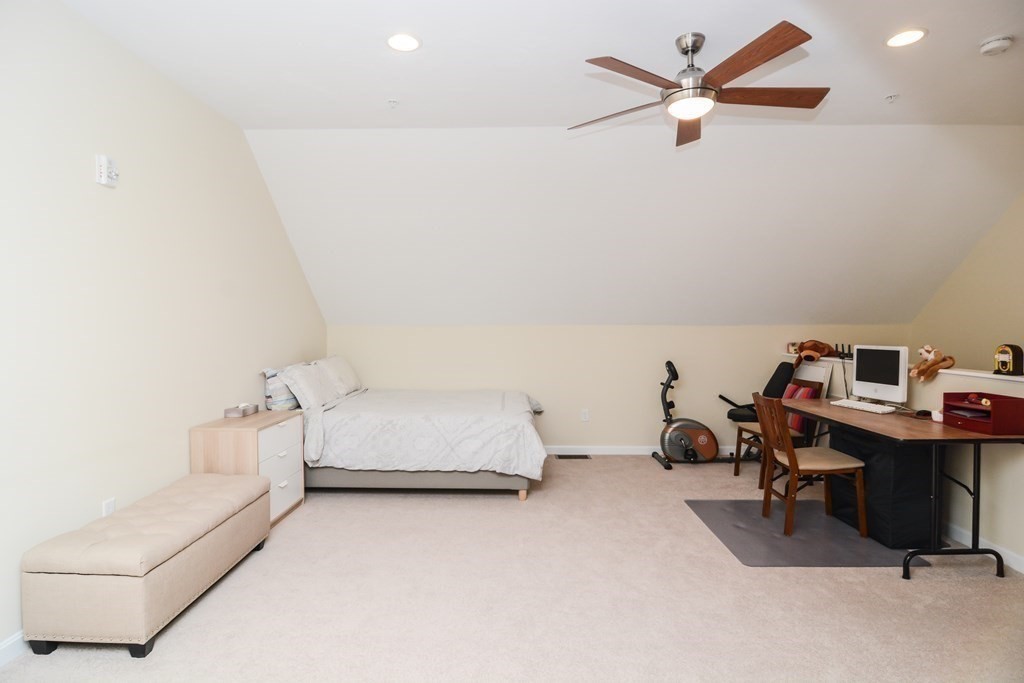 2 bed, 1 bath apartment for rent at 1975 Middlesex St Unit 23, Lowell — photo 19 of 24