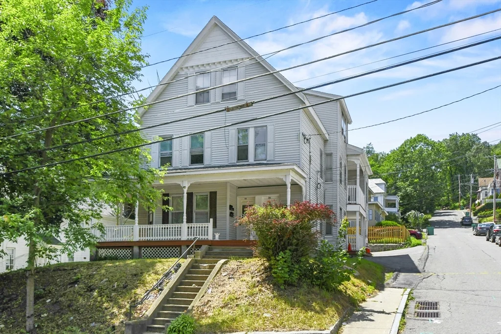 3 bed, 1 bath apartment for rent at 198-200 Blossom St Unit 2, Fitchburg — photo 1 of 15