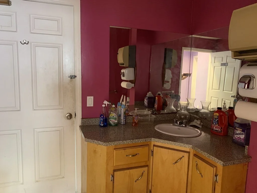 Studio bed, 1 bath apartment for rent at 198-200 Brightman St Unit 1, Fall River — photo 8 of 10