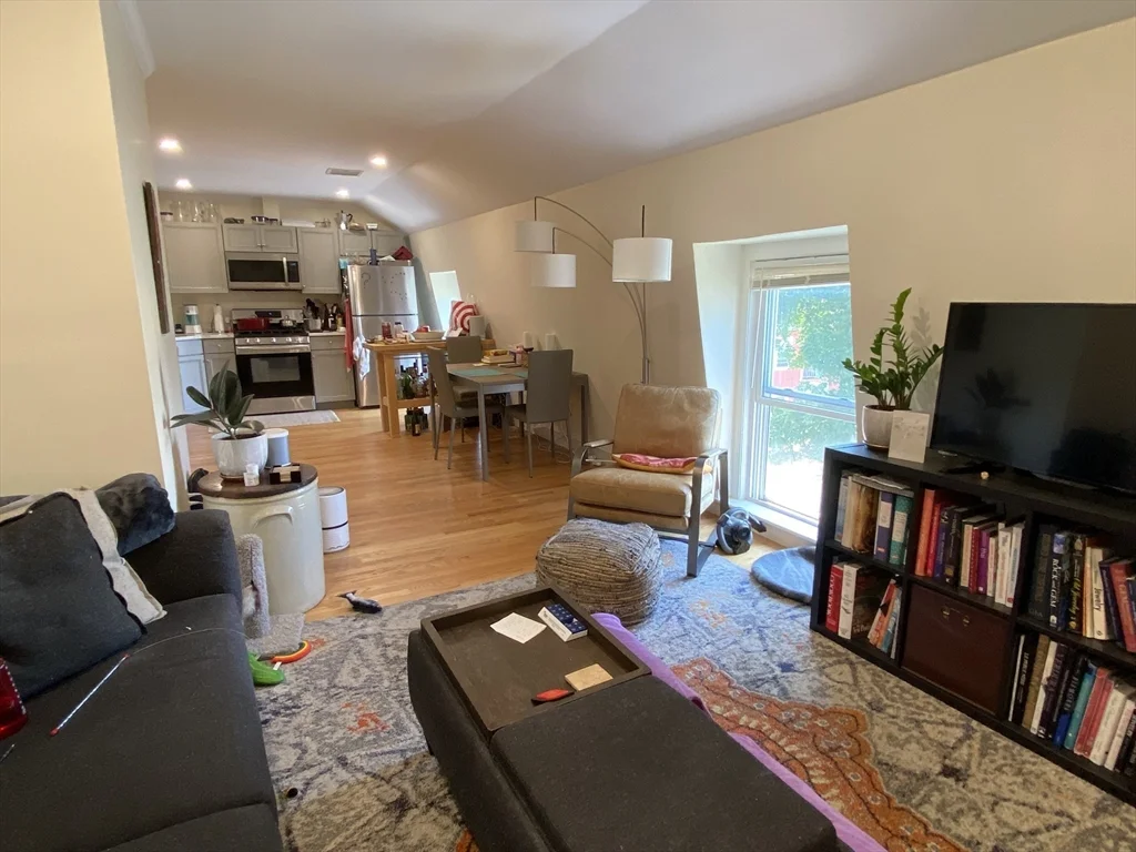 3 bed, 1 bath apartment for rent at 198-200 Clifton St Unit 3, Malden — photo 4 of 17