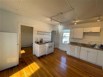 1 bed, 1 bath apartment for rent at 198 Cedar St Unit 3, Powder House Square — photo 6 of 12