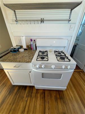 1 bed, 1 bath apartment for rent at 198 Cedar St Unit 3, Powder House Square — photo 8 of 12