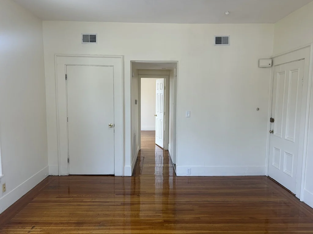 1 bed, 1 bath apartment for rent at 198 Clifton St Unit 2, Malden — photo 4 of 8
