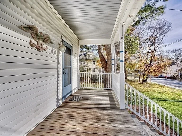 2 bed, 2 bath apartment for rent at 198 Franklin St Unit A, Stoneham — photo 11 of 11