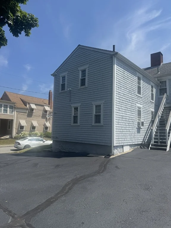 1 bed, 1 bath apartment for rent at 198 Main St Unit 1, East Fairhaven — photo 5 of 23