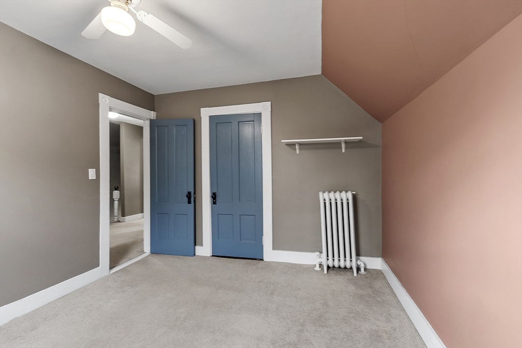 3 bed, 1 bath apartment for rent at 198 Main St Unit 1, Rockport — photo 15 of 25