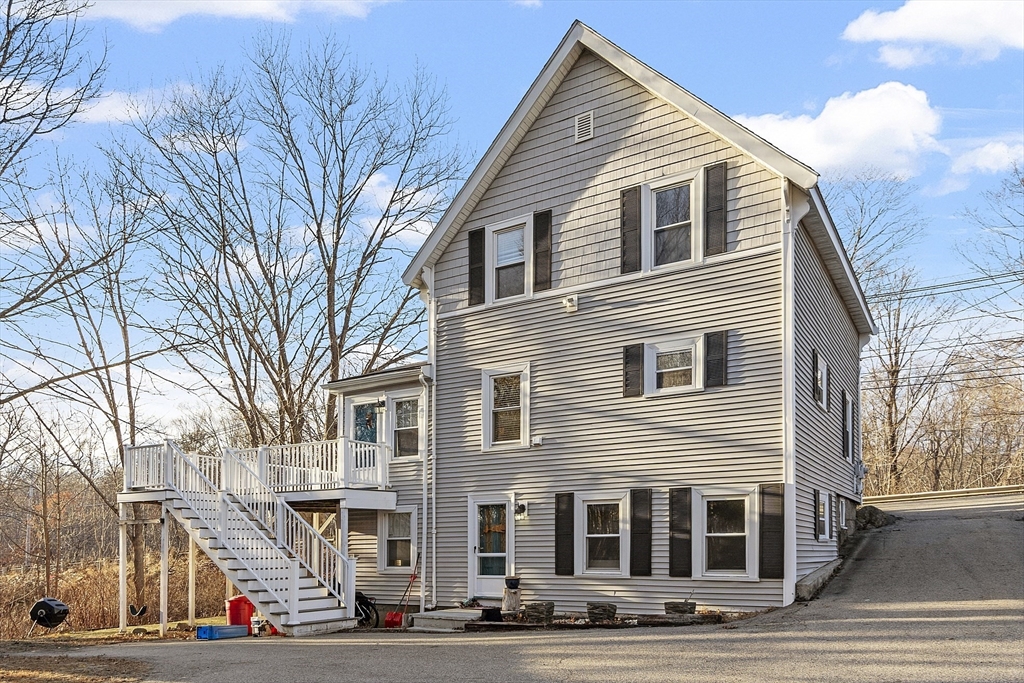 3 bed, 1 bath apartment for rent at 198 Main St Unit 1, Rockport — photo 21 of 25