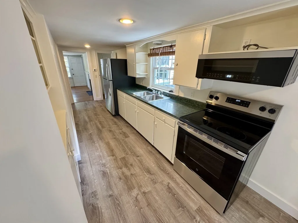 2 bed, 2 bath apartment for rent at 198 Main St Unit 2, Sandwich (village) — photo 13 of 27