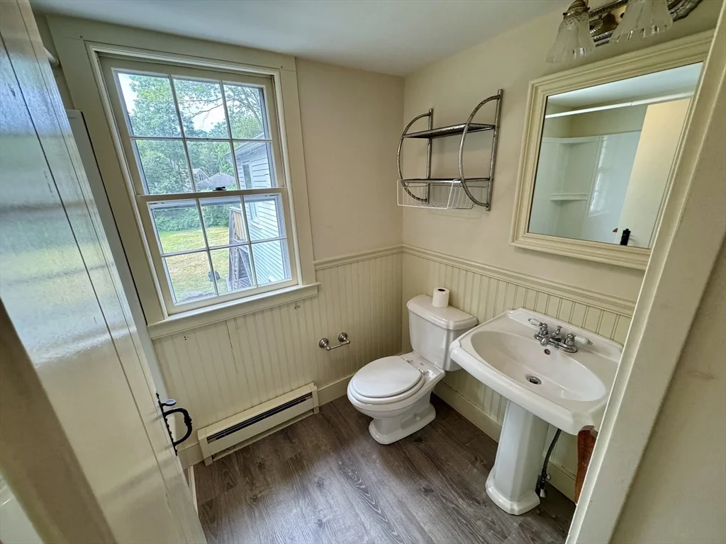 2 bed, 2 bath apartment for rent at 198 Main St Unit 2, Sandwich (village) — photo 26 of 27