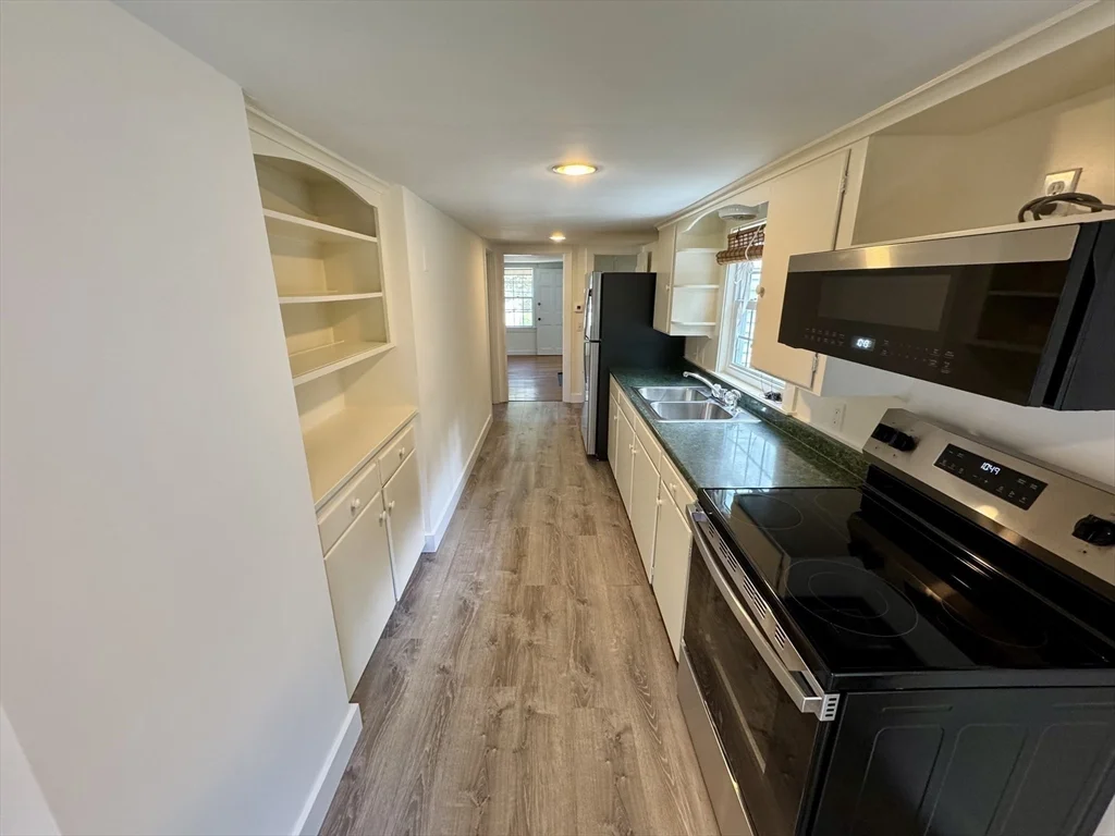 2 bed, 2 bath apartment for rent at 198 Main St Unit 2, Sandwich (village) — photo 15 of 27