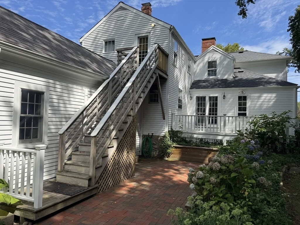 2 bed, 2 bath apartment for rent at 198 Main St Unit 2, Sandwich (village) — photo 3 of 27