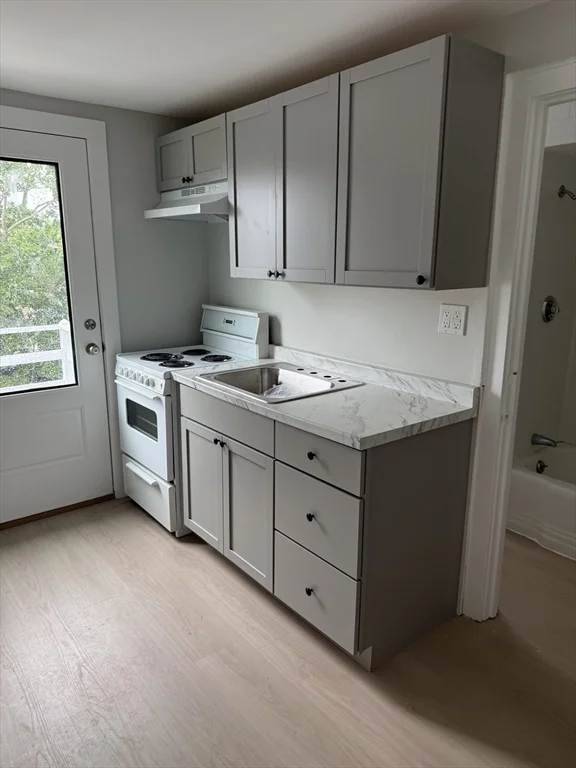 1 bed, 1 bath apartment for rent at 198 Main St Unit 2 South, Fairhaven — photo 7 of 20