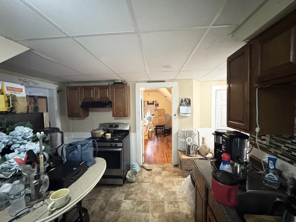 1 bed, 1 bath apartment for rent at 198 Reed St Unit 3, Rockland — photo 6 of 7