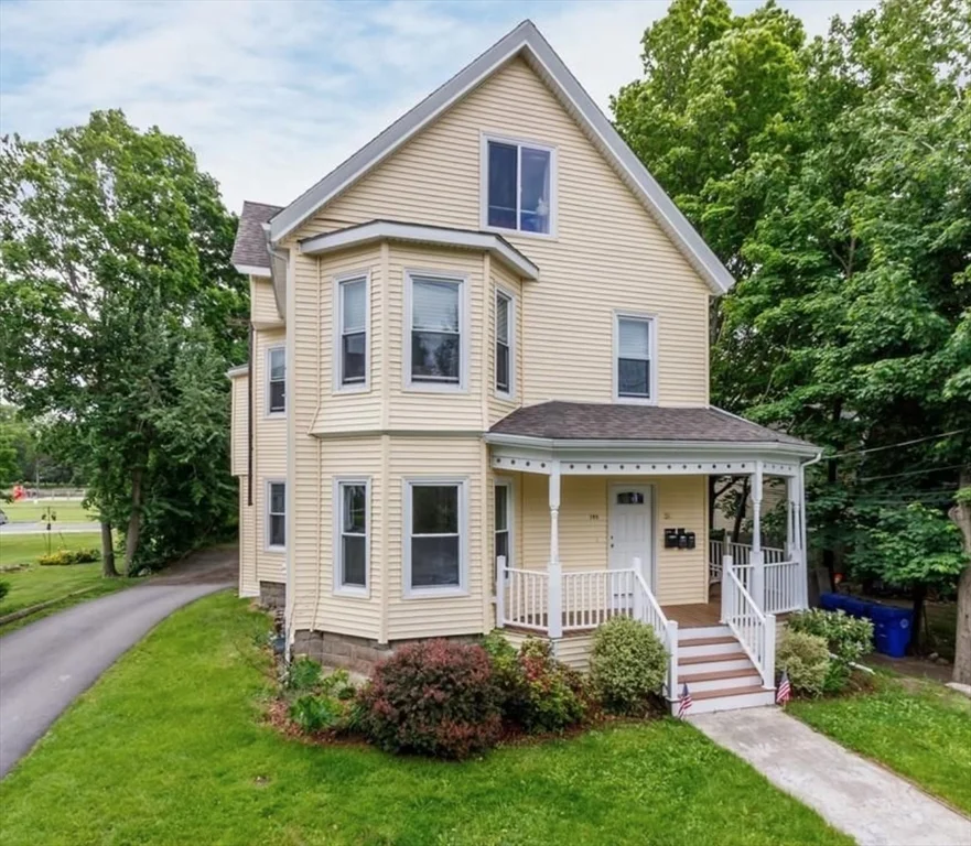 1 bed, 1 bath apartment for rent at 198 Reed St Unit 3, Rockland — photo 1 of 7