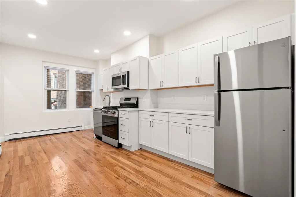2 bed, 1 bath apartment for rent at 198 Salem St Unit 2, North End — photo 3 of 21