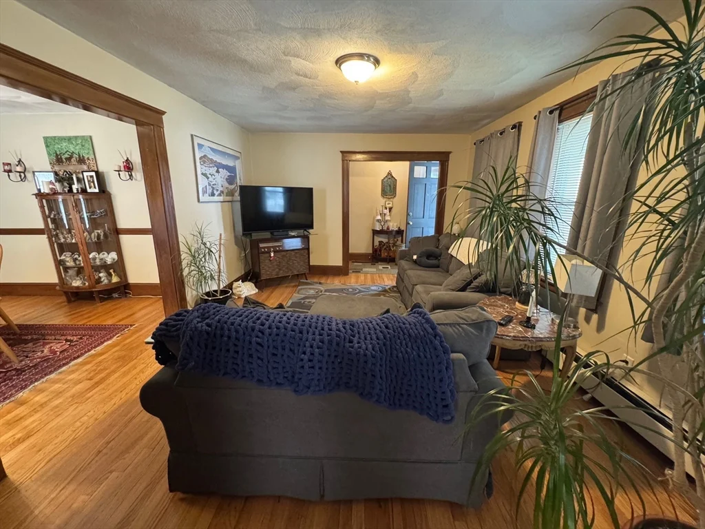 2 bed, 1 bath apartment for rent at 198 School St Unit 1, Watertown — photo 3 of 26