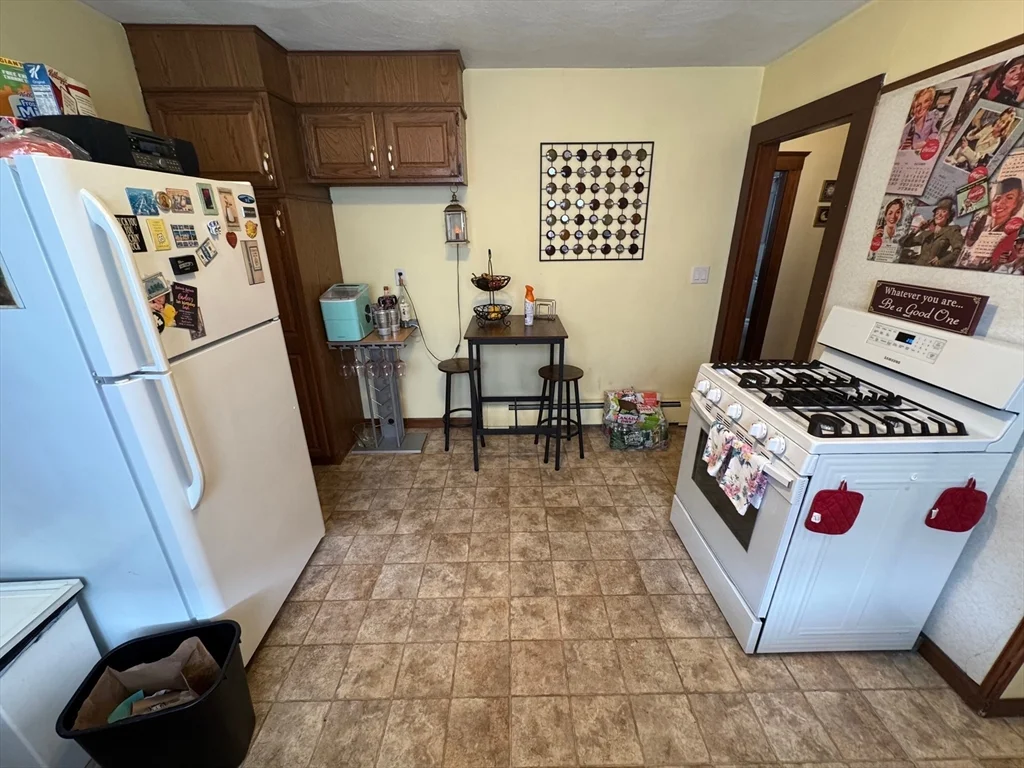 2 bed, 1 bath apartment for rent at 198 School St Unit 1, Watertown — photo 10 of 26