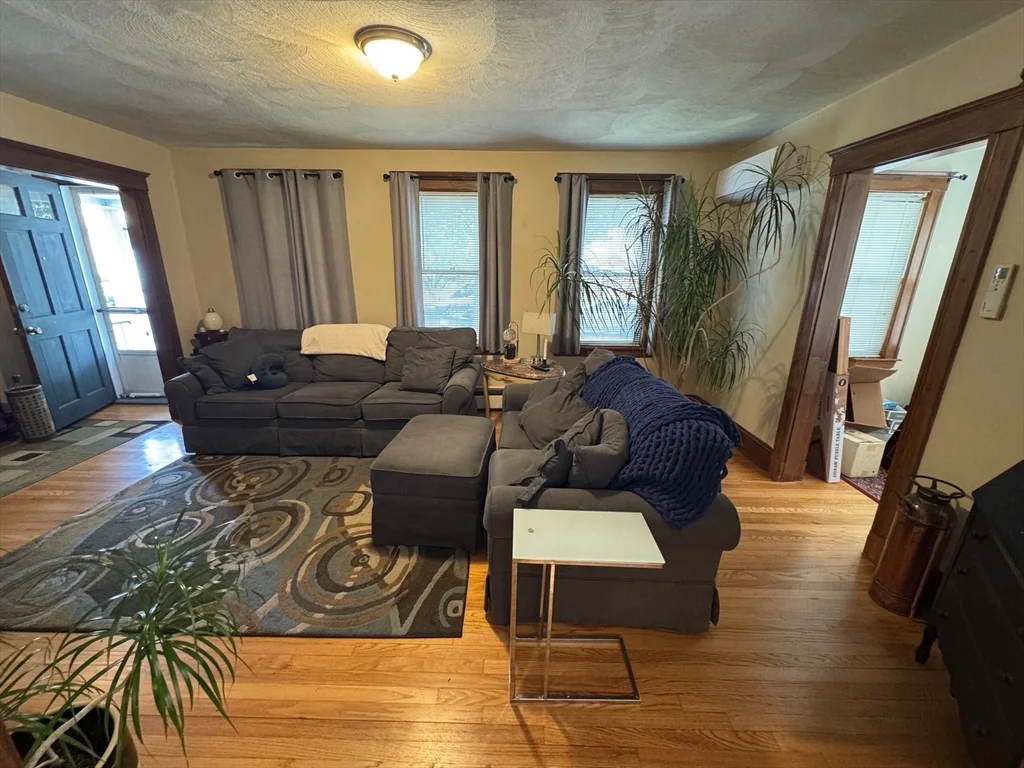 2 bed, 1 bath apartment for rent at 198 School St Unit 1, Watertown — photo 5 of 26