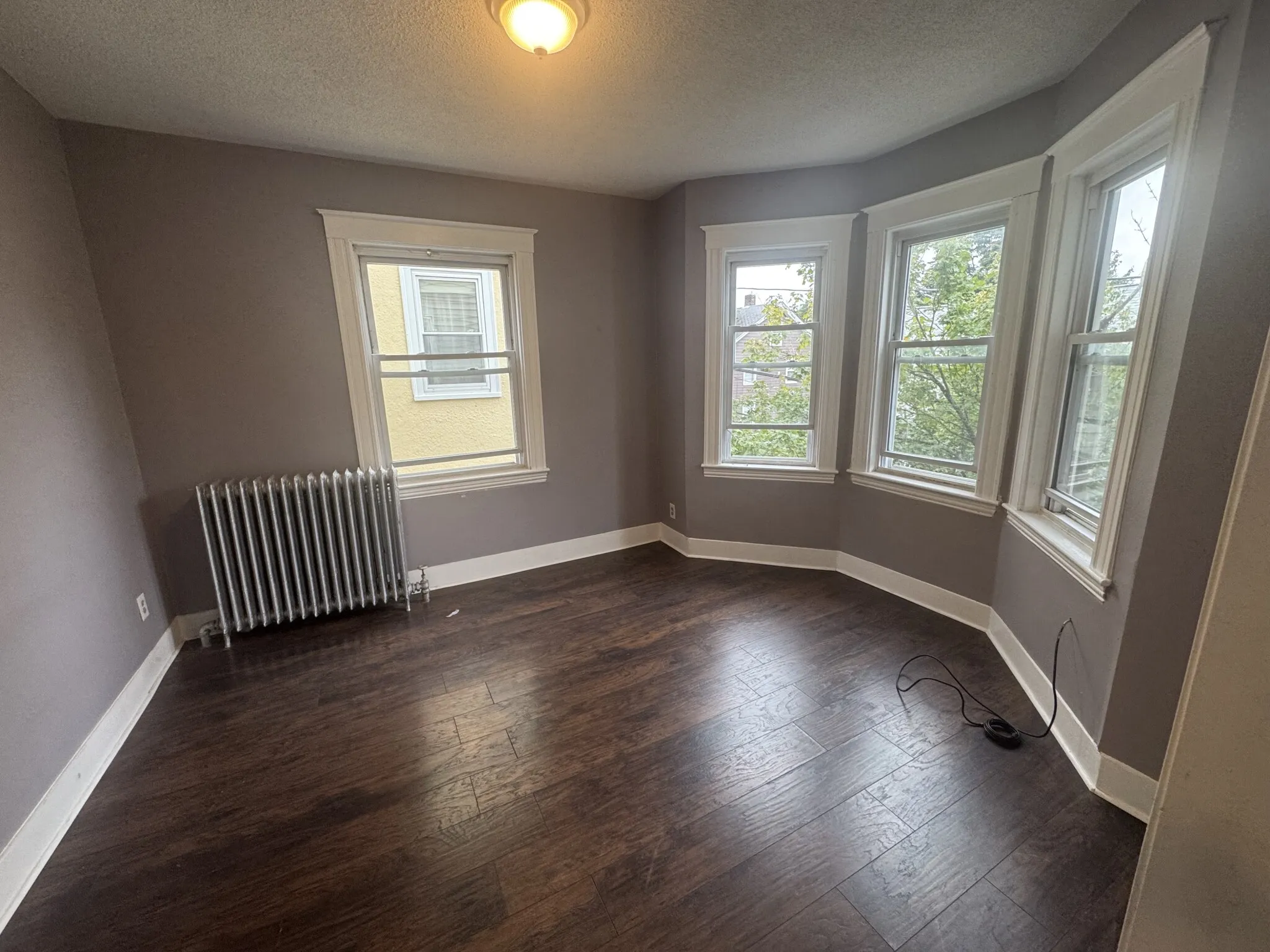 3 bed, 1 bath apartment for rent at 198 Sherman St Unit 3, North Cambridge — photo 2 of 6