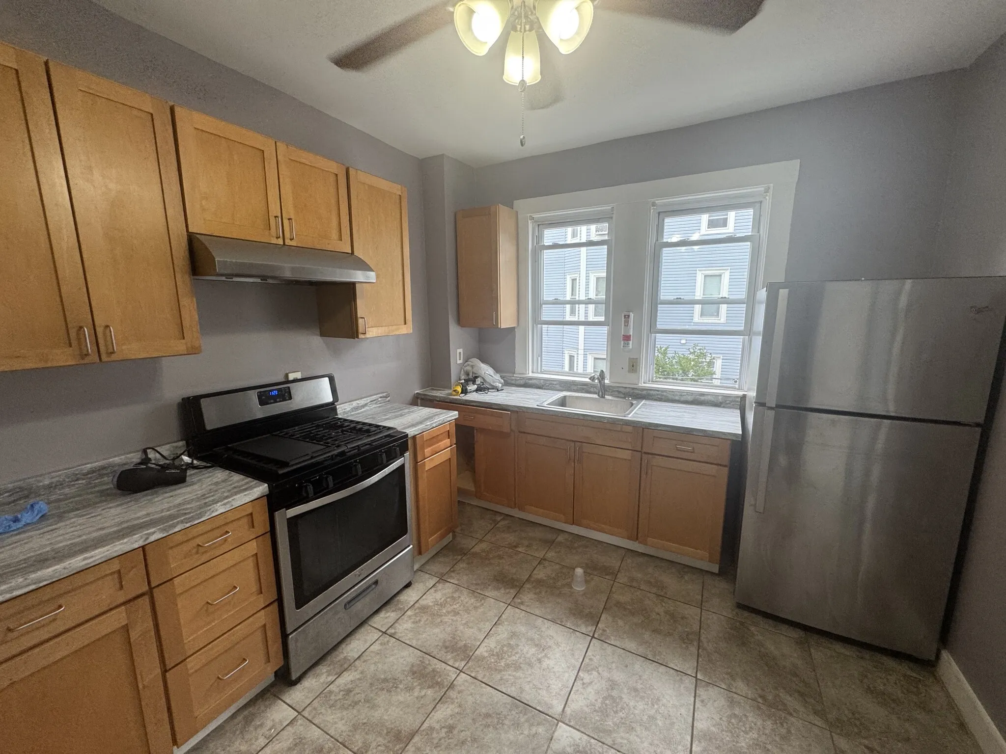 3 bed, 1 bath apartment for rent at 198 Sherman St Unit 3, North Cambridge — photo 1 of 6