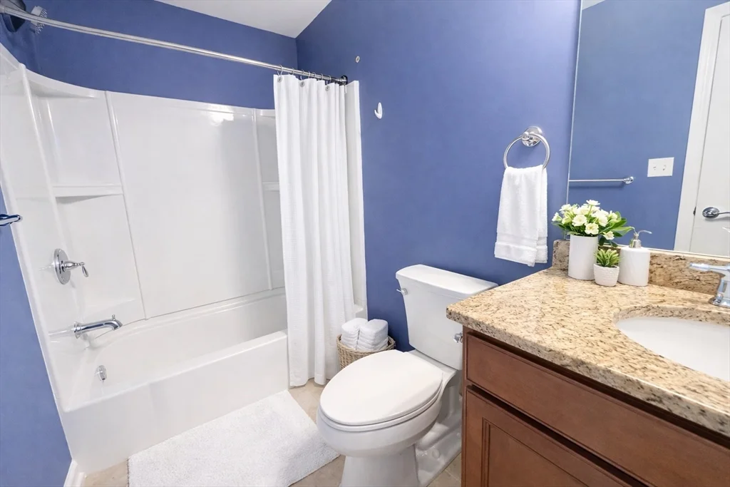 4 bed, 3 bath apartment for rent at 198 Stonehaven Dr, Weymouth — photo 14 of 16