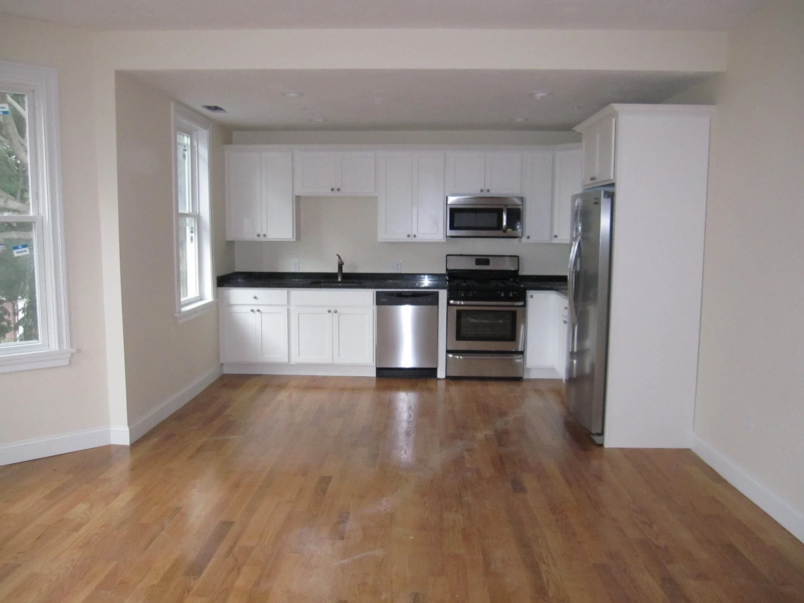 1 bed, 1 bath apartment for rent at 198 Union Ave Unit 6, Framingham — photo 3 of 6