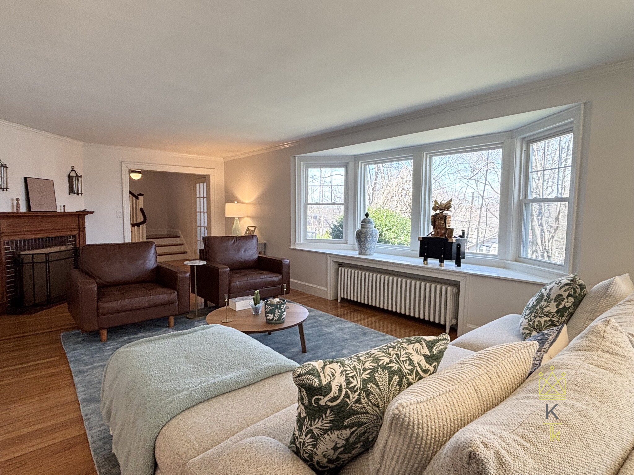 3 bed, 2.5 bath apartment for rent at 198 Wolcott Rd Unit 1, Chestnut Hill — photo 3 of 36
