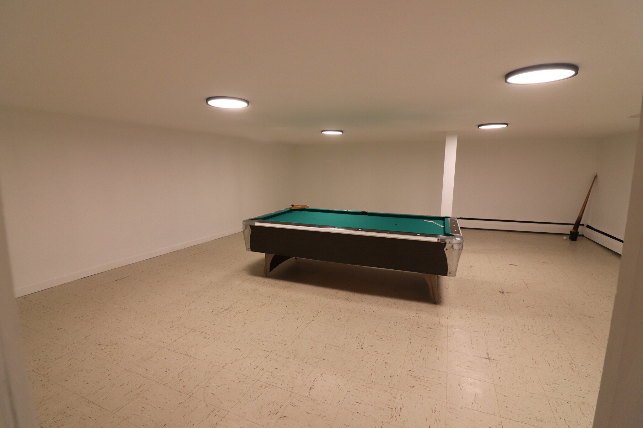 3 bed, 2.5 bath apartment for rent at 198 Wolcott Rd Unit 198, Chestnut Hill — photo 30 of 36