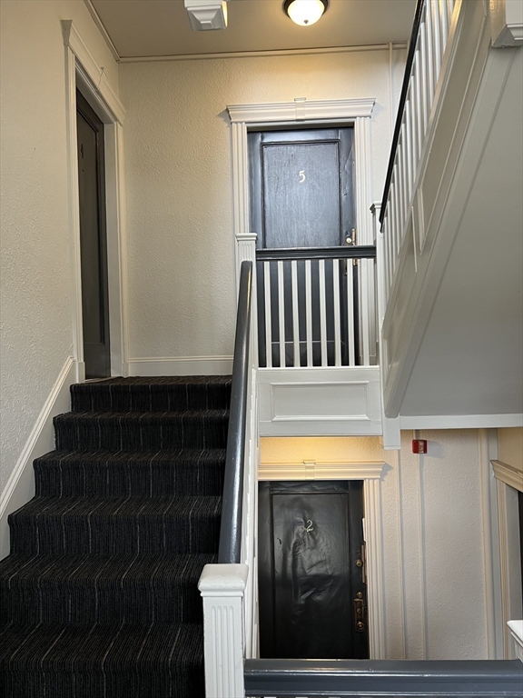 2 bed, 1 bath apartment for rent at 1982 Commonwealth Ave Unit 5, Brighton — photo 4 of 5