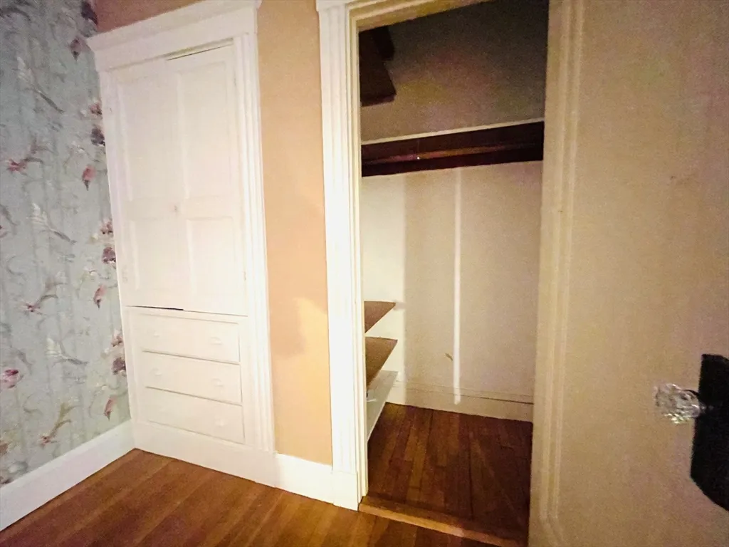 1 bed, 1 bath apartment for rent at 1988 Commonwealth Ave Unit 9, Brighton — photo 13 of 31