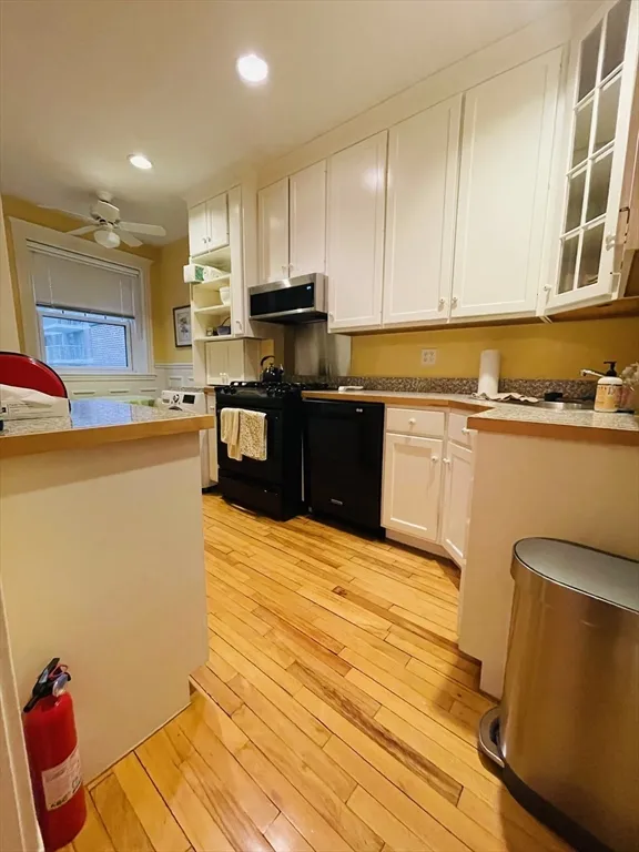 1 bed, 1 bath apartment for rent at 1988 Commonwealth Ave Unit 9, Brighton