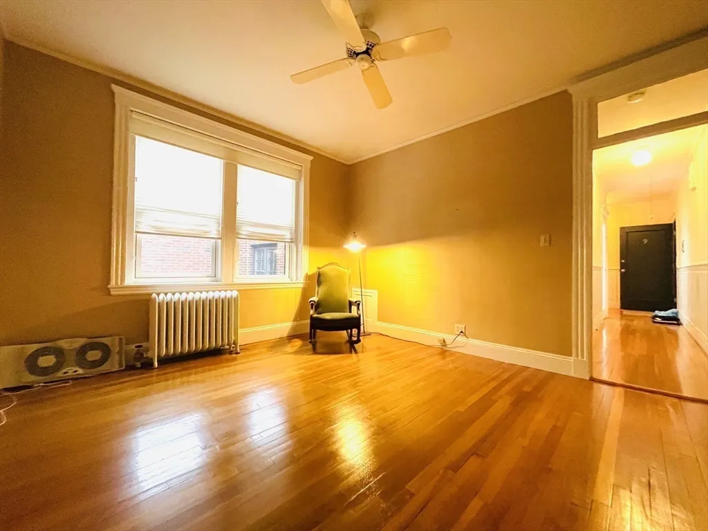 1 bed, 1 bath apartment for rent at 1988 Commonwealth Ave Unit 9, Brighton — photo 14 of 31