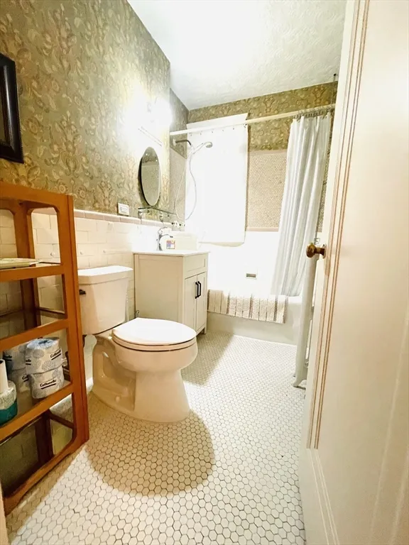 1 bed, 1 bath apartment for rent at 1988 Commonwealth Ave Unit 9, Brighton — photo 18 of 31