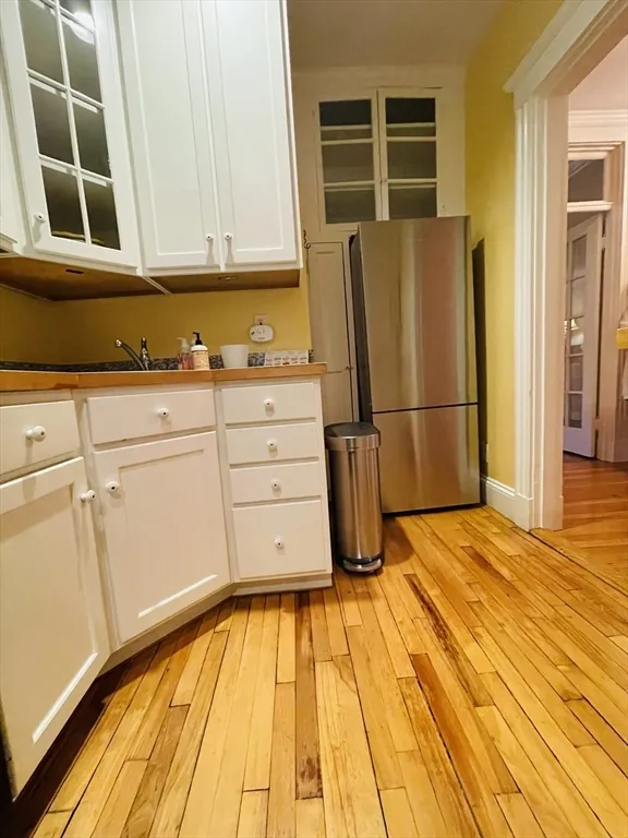 1 bed, 1 bath apartment for rent at 1988 Commonwealth Ave Unit 9, Brighton — photo 4 of 31
