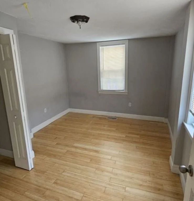 3 bed, 1 bath apartment for rent at 199 Andover Unit 1, Ballardvale — photo 8 of 16