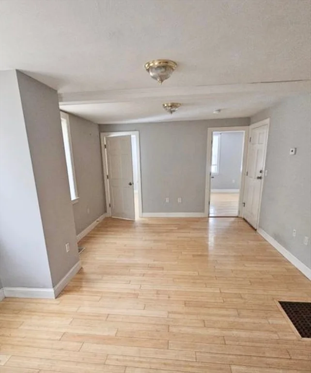 3 bed, 1 bath apartment for rent at 199 Andover Unit 1, Ballardvale — photo 11 of 16