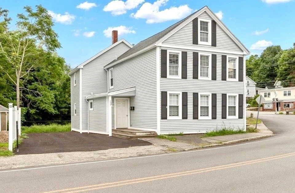 3 bed, 1 bath apartment for rent at 199 Andover Unit 1, Ballardvale — photo 1 of 16