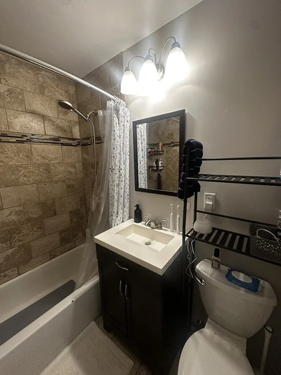 3 bed, 1 bath apartment for rent at 199 Athens St Unit 3, South Boston — photo 11 of 18