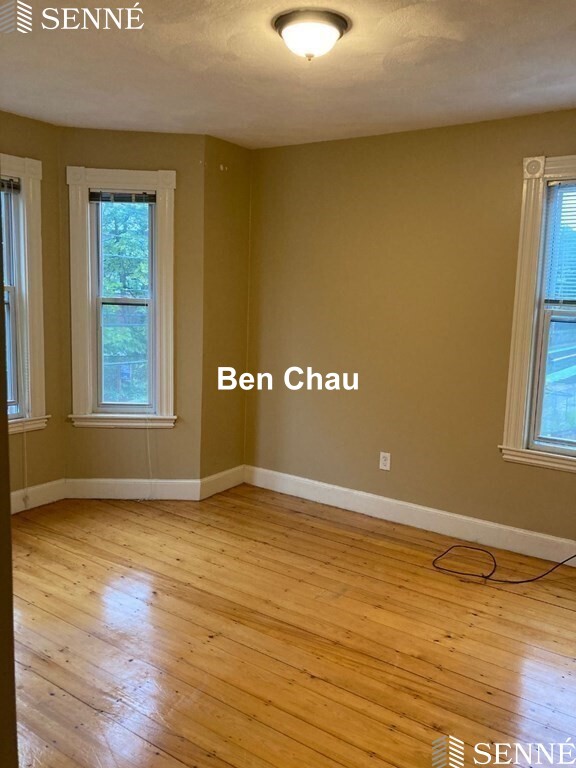 4 bed, 1 bath apartment for rent at 199 Beacon St Unit 1, Ward Two — photo 3 of 11