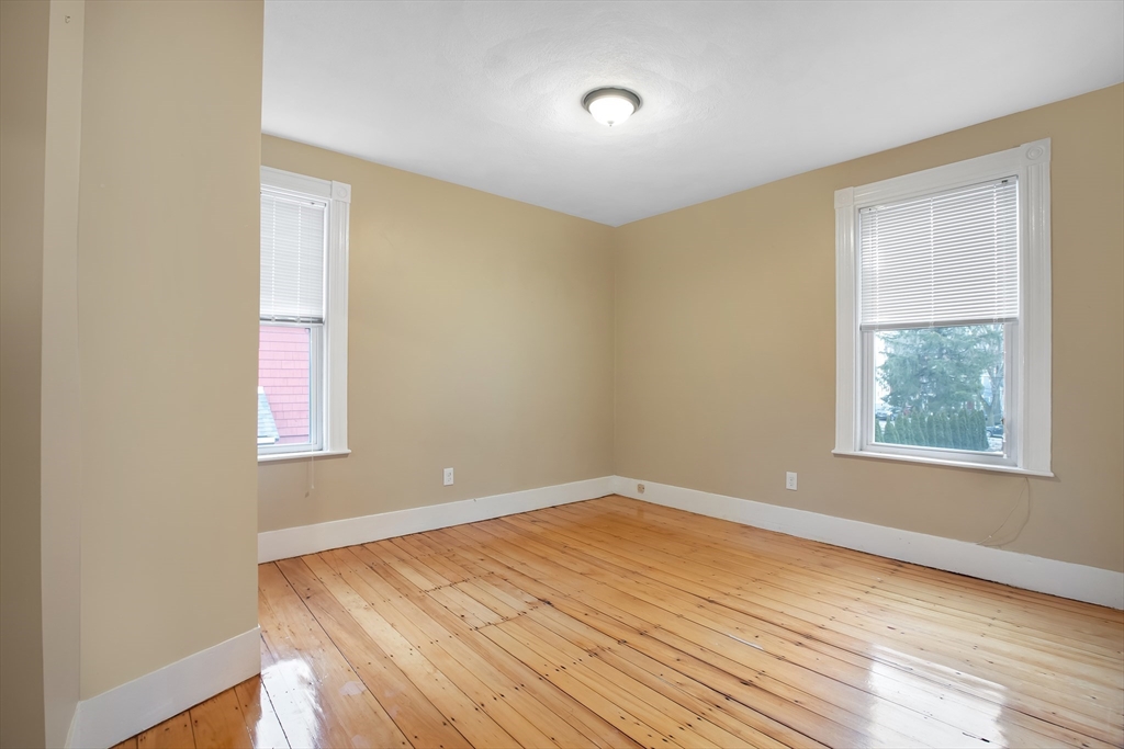 4 bed, 1 bath apartment for rent at 199 Beacon St Unit A, Somerville — photo 2 of 12