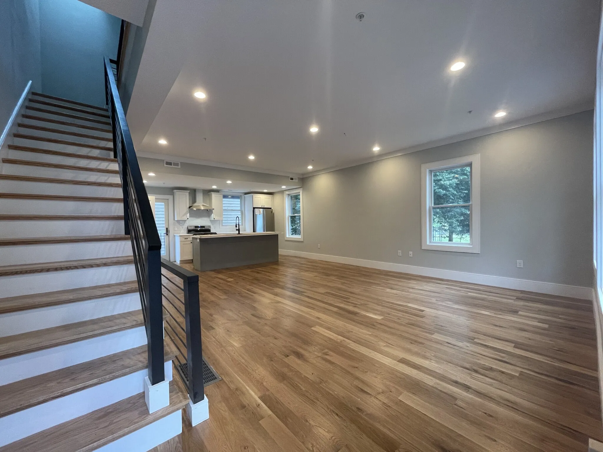 4 bed, 3.5 bath apartment for rent at 199 Boylston St Unit 1, Boylston Street