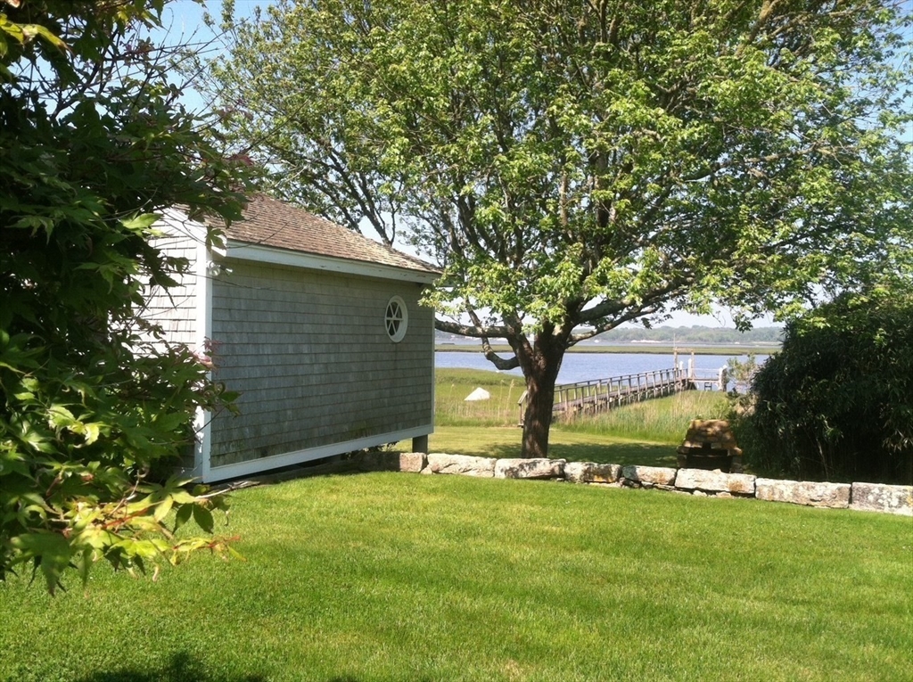 2 bed, 2 bath apartment for rent at 199-C Fisherville Ln Unit VAC RENTAL, South Westport — photo 13 of 17