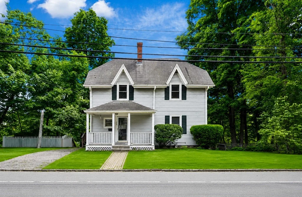 2 bed, 1 bath apartment for rent at 199 Concord St, Newton Lower Falls — photo 1 of 25